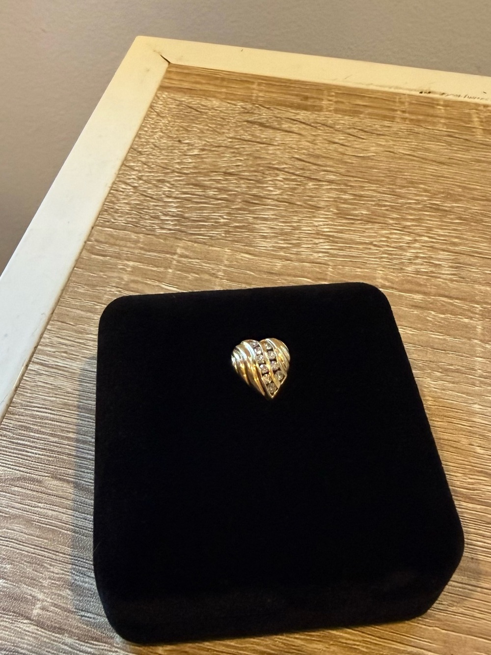 Vintage 14K Yellow Gold Diamond Heart Pendant